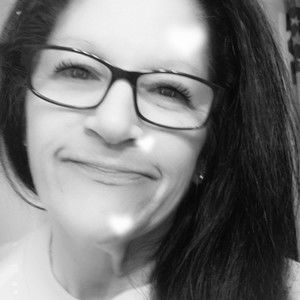 Meet your Posher, Deborah